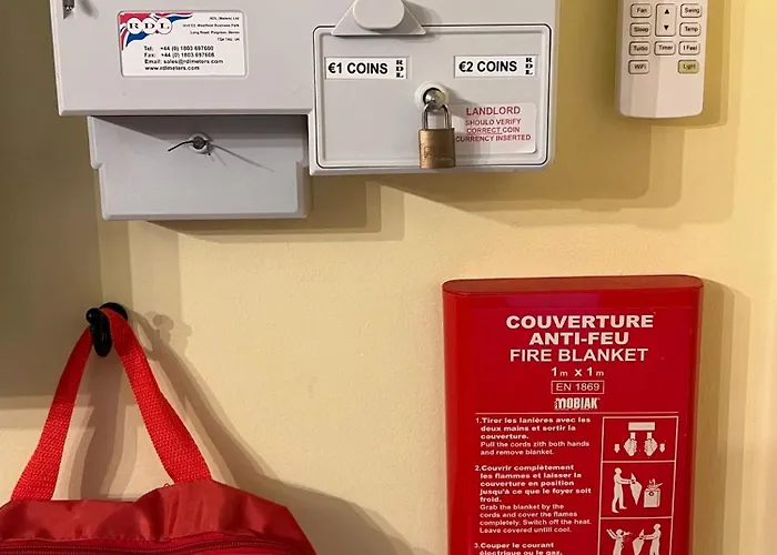 בית נופש Entire House Of Character Castelinho Sao Marcos סנגלאה