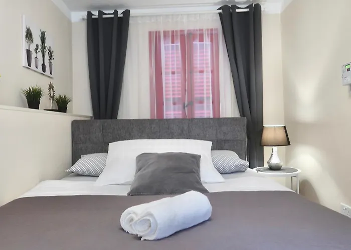 Entire House Of Character Castelinho Sao Marcos * סנגלאה